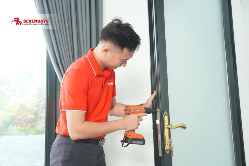 Chế độ bảo hành của Khóa Inox Sevendays như thế nào?