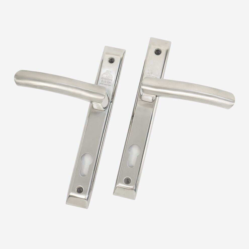 Khóa Inox Sevendays có gì nổi bật so với các loại khóa thông thường? Chất liệu inox cao cấp: Bền bỉ vượt thời gian