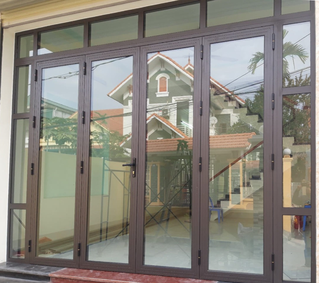 Hình ảnh công trình lắp đặt bản lề cối 3D nối cánh