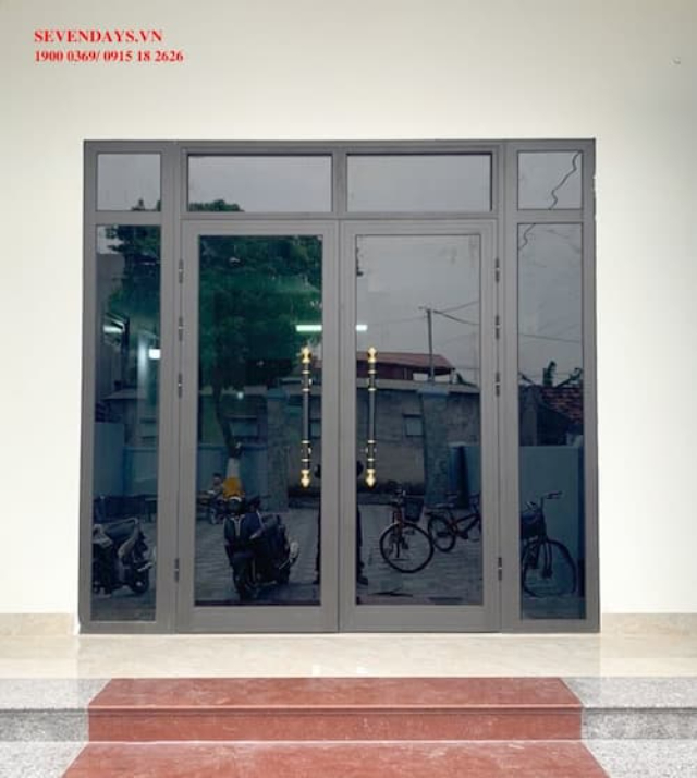 Mẫu cửa nhôm kính phong thủy số 3