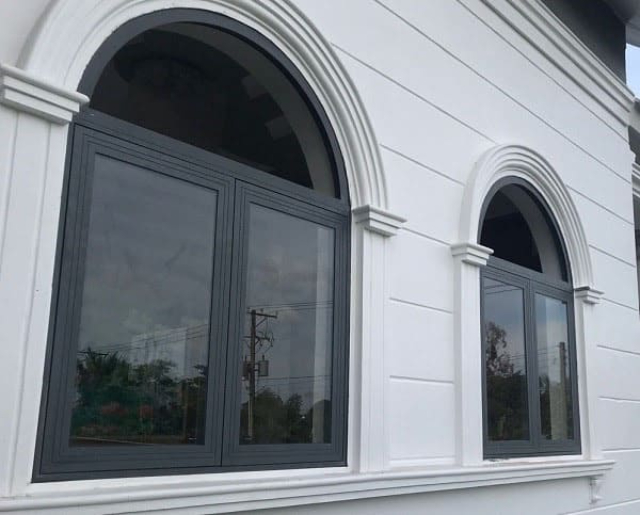 CÁC MẪU CỬA NHÔM XINGFA UỐN VÒM ĐẸP NHẤT Cửa sổ nhôm xingfa uốn vòm đơn giản