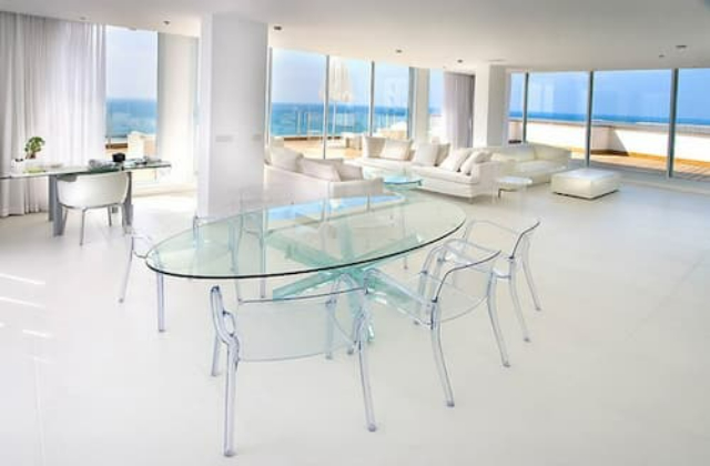 Kính trang trí nội thất Kính trong suốt làm bàn ghế