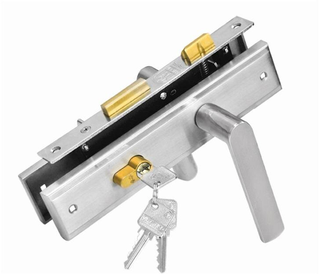 Mẫu ổ khóa tay gạt 04380 Việt Tiệp được nhiều gia đình lựa chọn