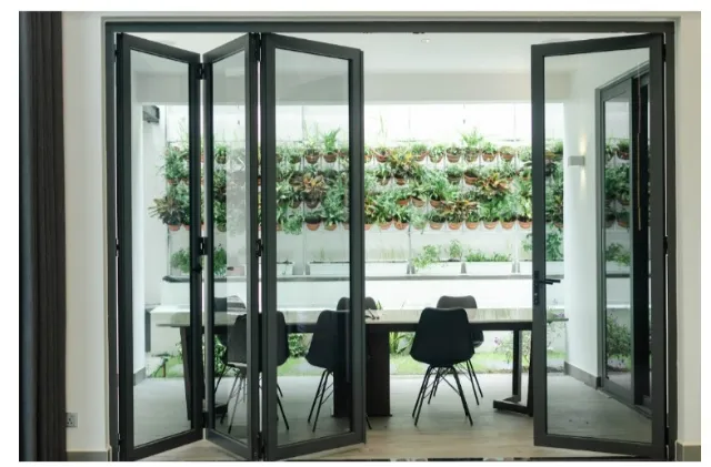 Mẹo giúp bản lề hoạt động êm ái và bền lâu