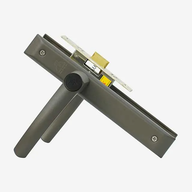Khóa tay gạt không chìa là dòng khóa cơ không sử dụng chìa khóa để đóng mở cửa