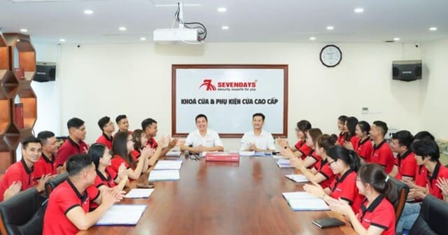 Sevendays cam kết bản lề cối cửa nhôm chính hãng, bảo hành uy tín