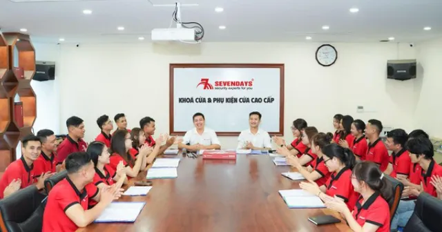 Bản lề là gì? Tìm hiểu cấu tạo, chức năng và các loại phổ biến Sevendays cung cấp bản lề chất lượng cao, bền bỉ, dễ tìm mua