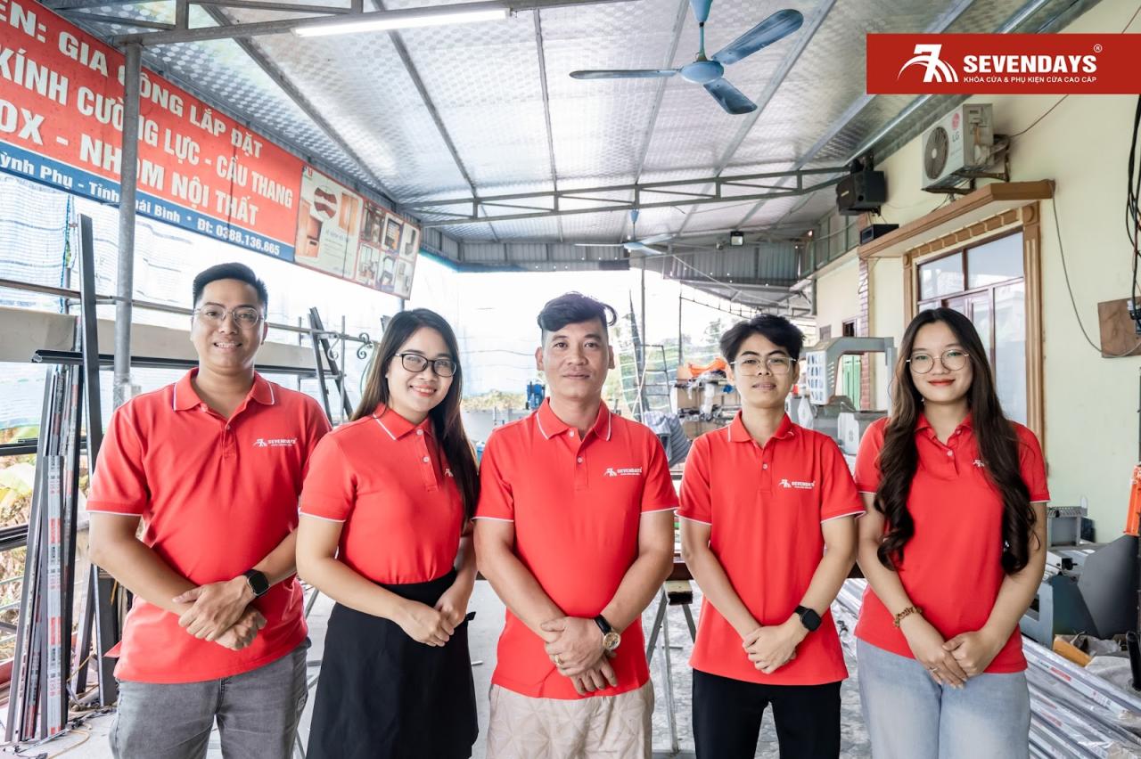 Trải nghiệm thực tế từ xưởng nhôm kính - Chia sẻ về sản phẩm khóa siêu bền không chìa Sevendays Sevendays ghé thăm xưởng nhôm kính tại Hưng Yên
