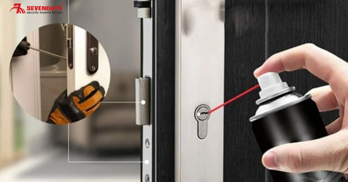 Khóa cửa nhôm Xingfa bị kẹt, khó mở? Cách mở nhanh tại nhà và giải pháp chính hãng Sevendays